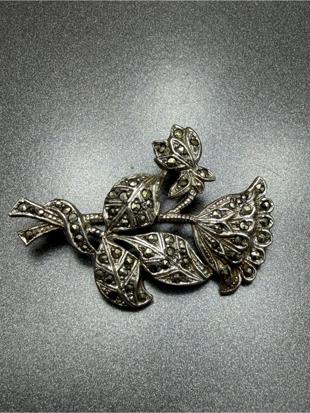 Vintage Silver Floral Leaf Brooch Marcasite #cz588